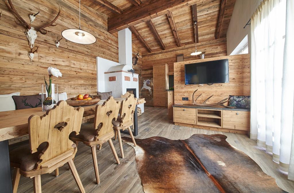 Panorama Chalets Σάαλμπαχ-Χίντεργκλεμ Δωμάτιο φωτογραφία